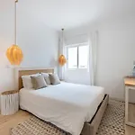 Lejlighed Dos Tres Castelos - Beachfront With Pool By Seeview Pt