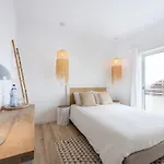 Lejlighed Dos Tres Castelos - Beachfront With Pool By Seeview Pt