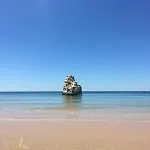 Dos Tres Castelos - Beachfront With Pool By Seeview Pt Lejlighed