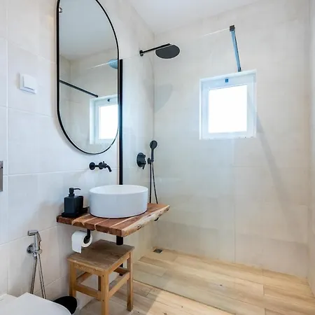 アパート Dos Tres Castelos - Beachfront With Pool By Seeview Pt *