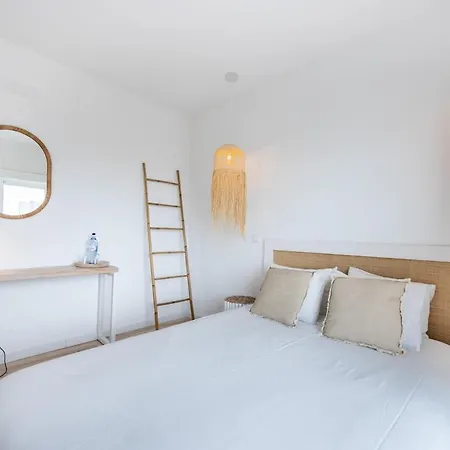 Dos Tres Castelos - Beachfront With Pool By Seeview Pt * ポルティマン