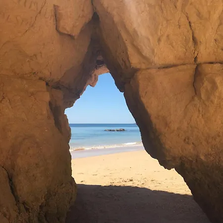 アパート Dos Tres Castelos - Beachfront With Pool By Seeview Pt *