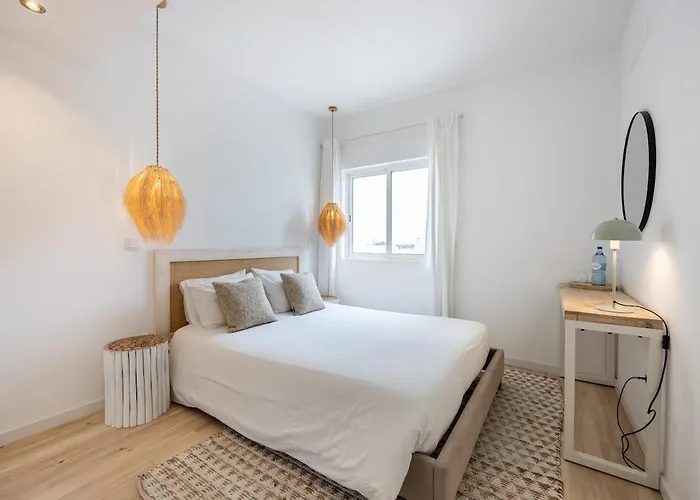 Appartement Dos Tres Castelos - Beachfront With Pool By Seeview Pt