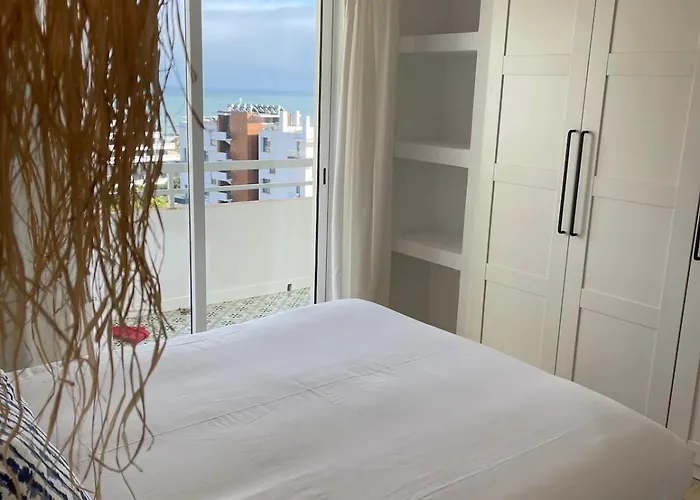 Appartement Dos Tres Castelos - Beachfront With Pool By Seeview Pt Portimão