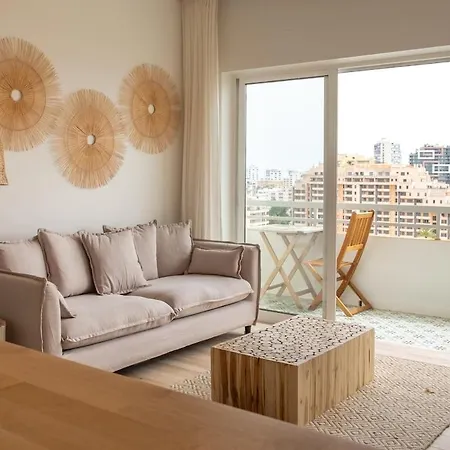 Dos Tres Castelos - Beachfront With Pool By Seeview Pt *